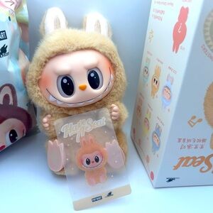 POP MART Labubu BABA – Have A Seat